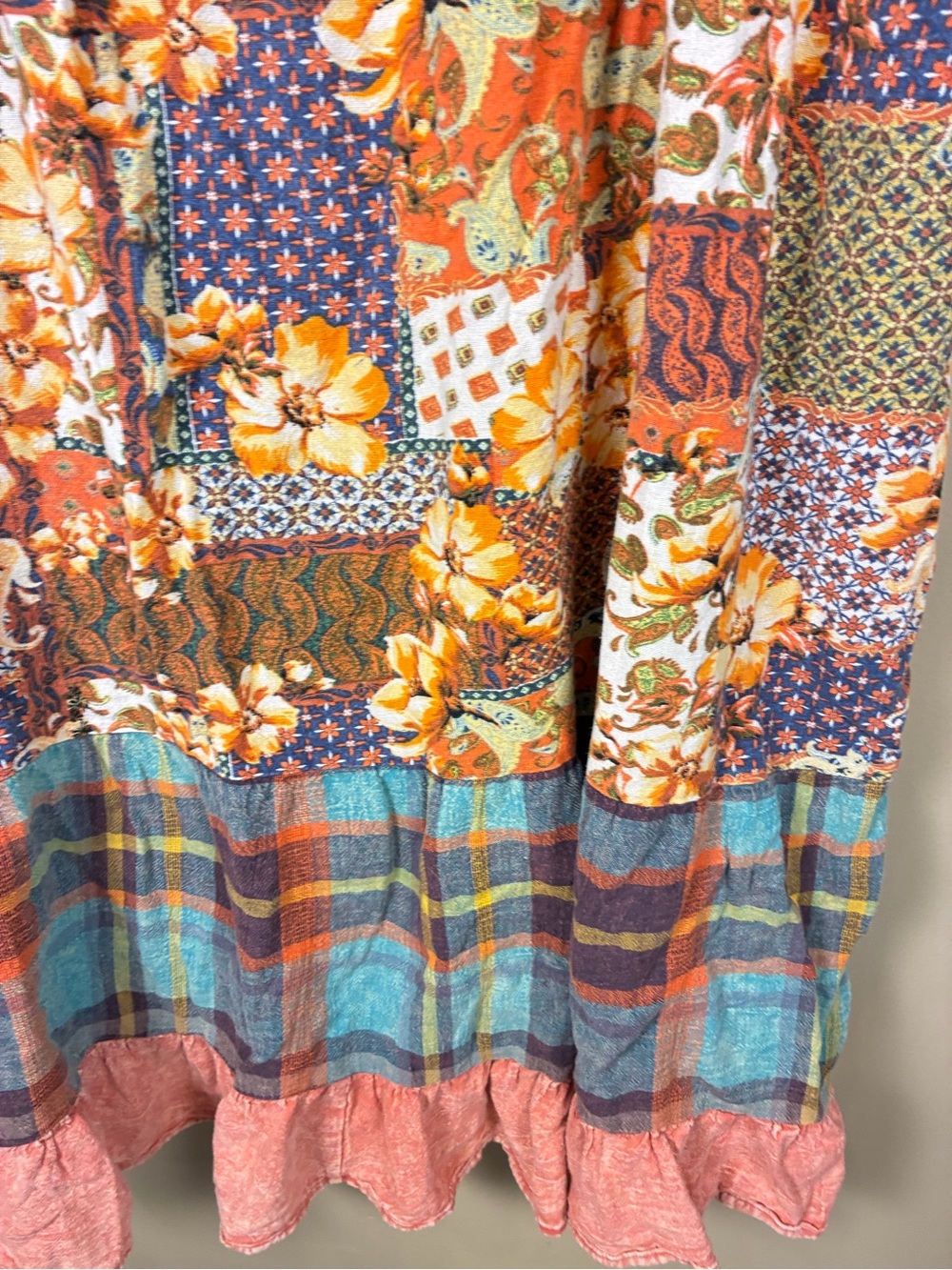 Oil & Hali Floral Patchwork Plaid V Neck Oversized Tunic Dress - Picture 11 of 14